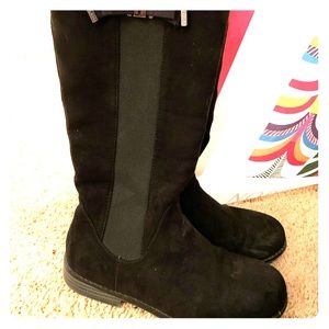 Girls’ tall boots
